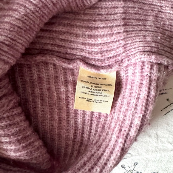 Reversible Knot Sweater by Angel of the North, Backless, Lowback - Picture 7 of 8